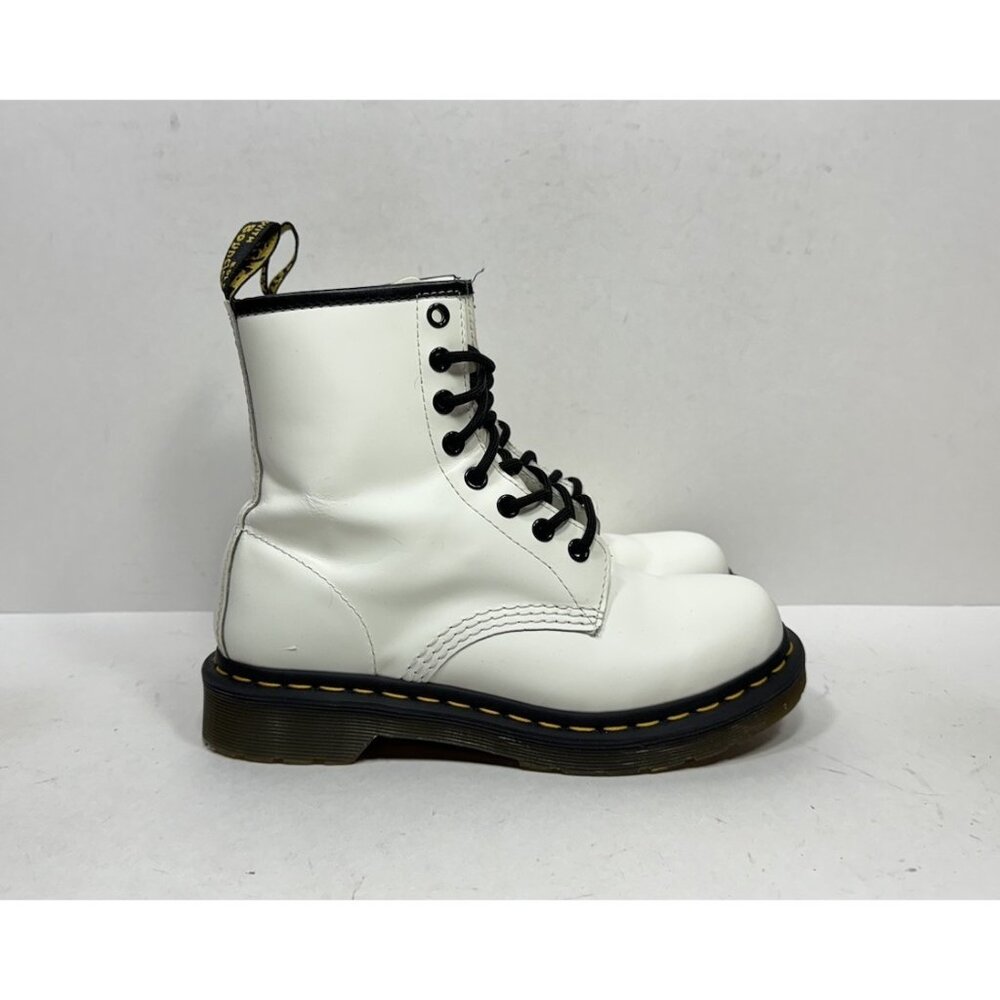 Dr. Martens 1460 Womens Size 6 Combat Boots‎ White Smooth Leather Lace Up 11821